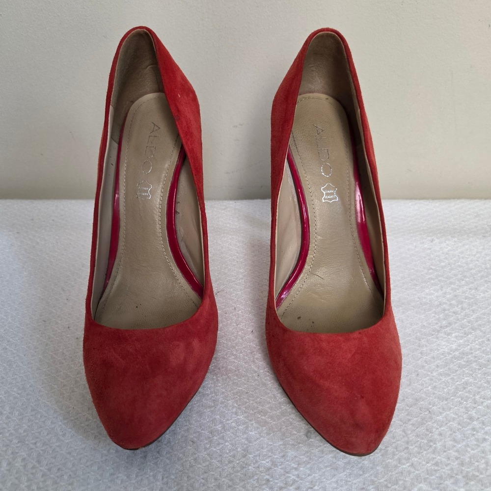 Aldo Red Suede Pointed Toe High Heel Pumps Hidden Platform Size 38 Womens - Picture 2 of 7